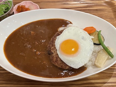 ハンバーグカレー1