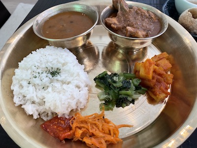 ネパールカレーとダル2