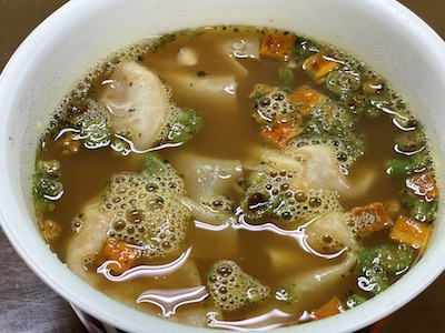 スープカレーワンタン3