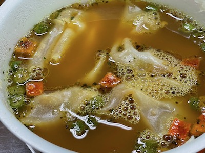 スープカレーワンタン2