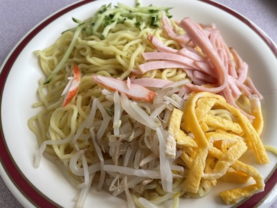 カレー冷やし中華1