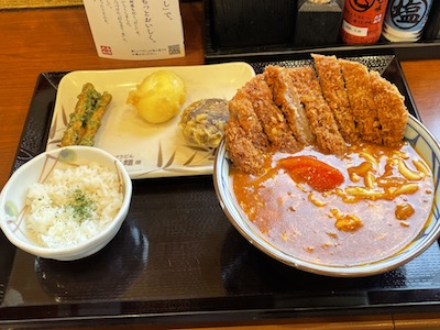 牛カツトマたまカレーうどん1