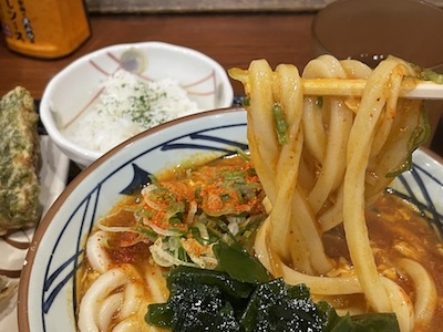 トマたまカレーうどん8