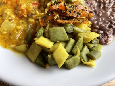 カレーとサラダ5