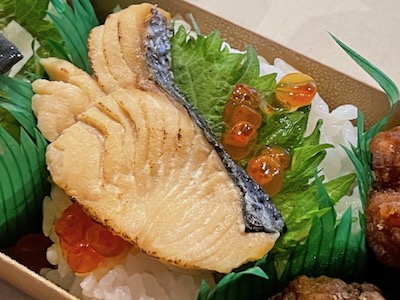 おにぎり弁当2