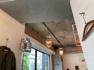 中