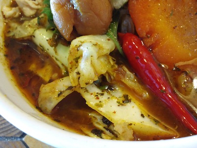春野菜と蒸し鶏のスープカレー4