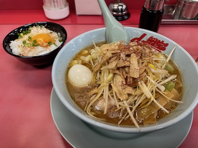 カレーとんこつラーメン1