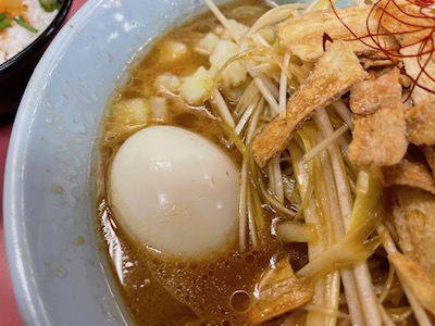 カレーとんこつラーメン4