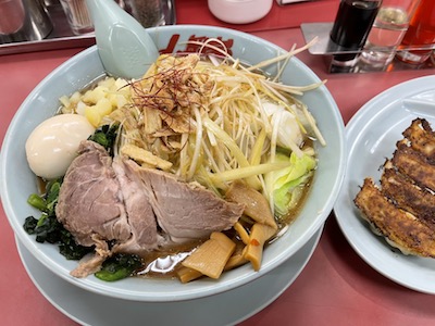 カレーとんこつラーメン1