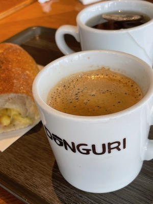 パンとドリンク3