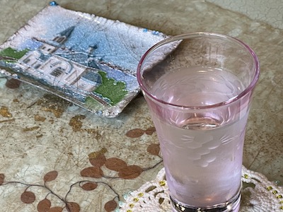 水