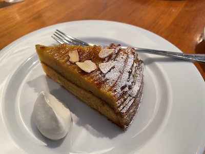 ケーキとコーヒー2
