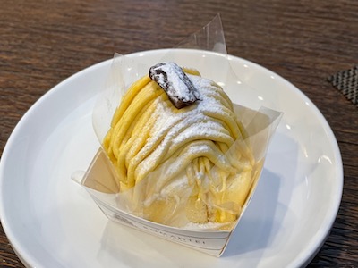 ケーキとコーヒー2