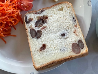 豆食パン