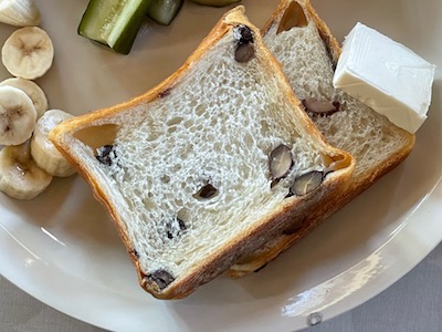 黒豆食パン3